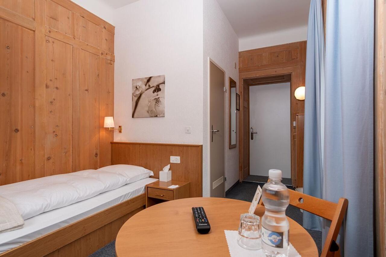 Davos Inn (Adults Only) Eksteriør bilde